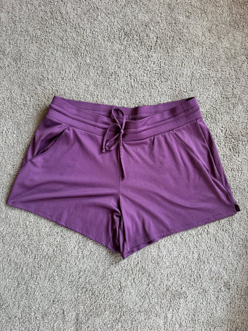 Women’s Athletic All in Motion Shorts L Burgundy/Purple
